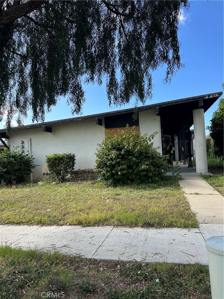 113 Clearbrook, Costa Mesa CA 92626 - photo 1