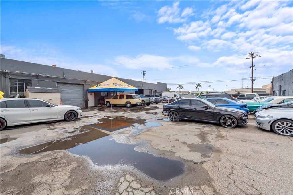 116 - yard - 116 E 16th Street, Costa Mesa CA 92627 - photo 17
