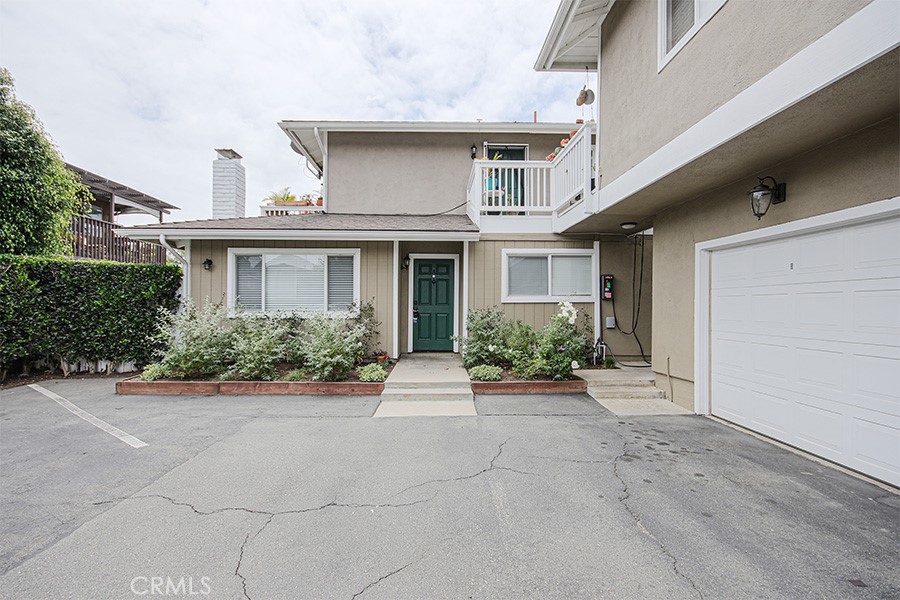 121 Lisa Lane A, Costa Mesa CA 92627 - photo 1
