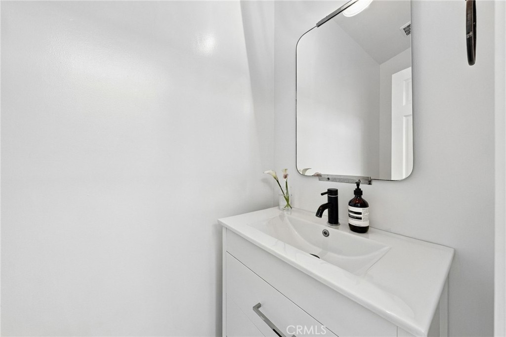 1222 Las Arenas Way 23, Costa Mesa CA 92627 - photo 16