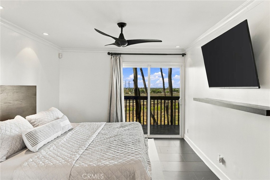 1222 Las Arenas Way 23, Costa Mesa CA 92627 - photo 18