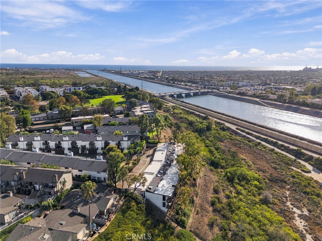 1222 Las Arenas Way 23, Costa Mesa CA 92627 - photo 36