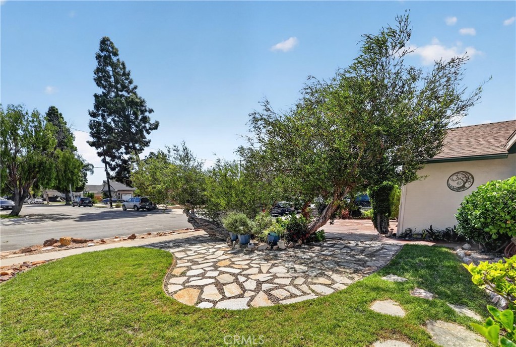 1288 Londonderry Street, Costa Mesa CA 92626 - photo 7