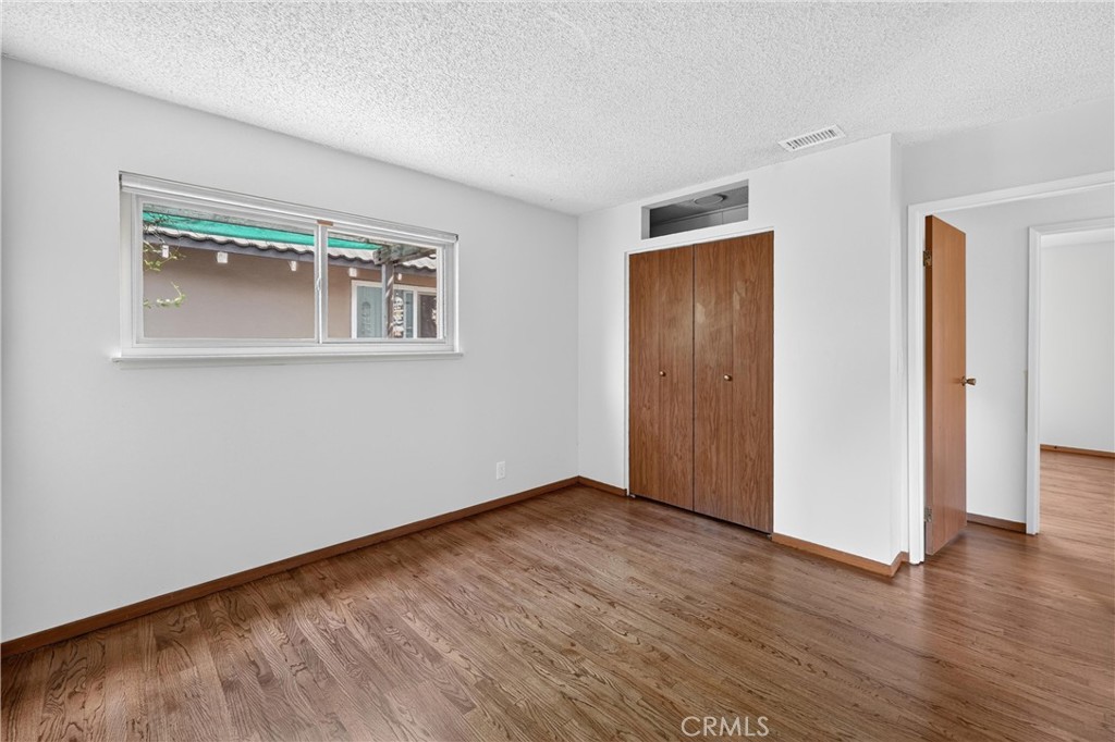 1288 Londonderry Street, Costa Mesa CA 92626 - photo 37