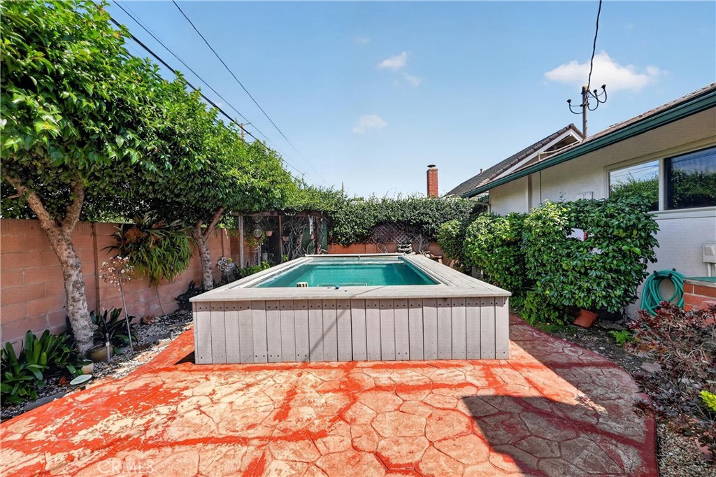 1288 Londonderry Street, Costa Mesa CA 92626 - photo 50