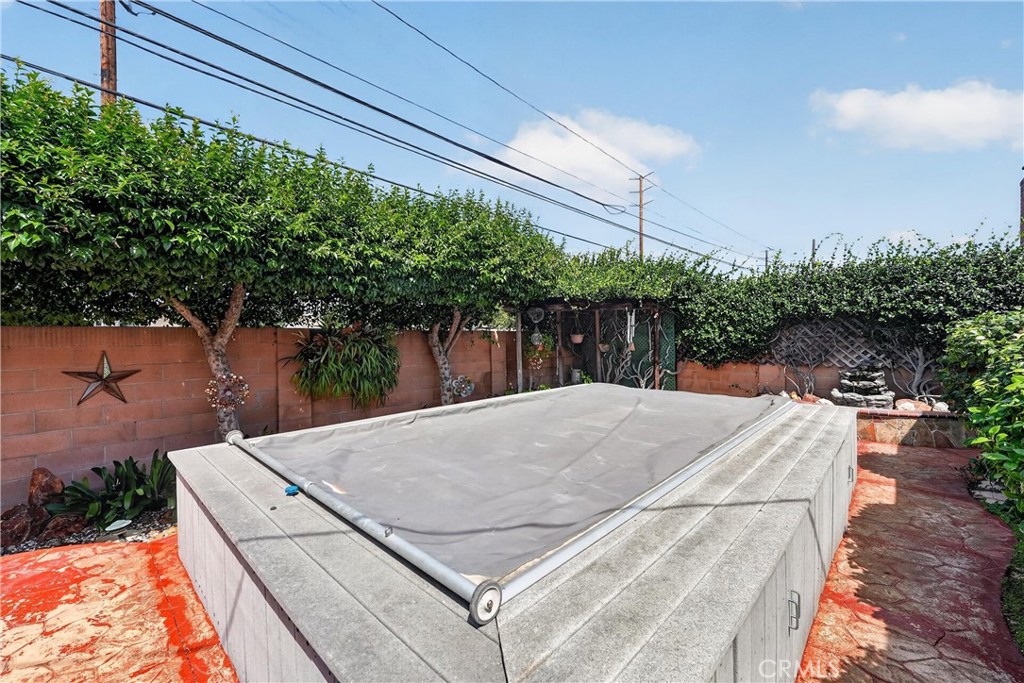 1288 Londonderry Street, Costa Mesa CA 92626 - photo 51