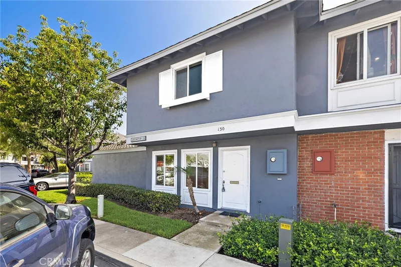 130 Lexington, Costa Mesa, CA 92626
