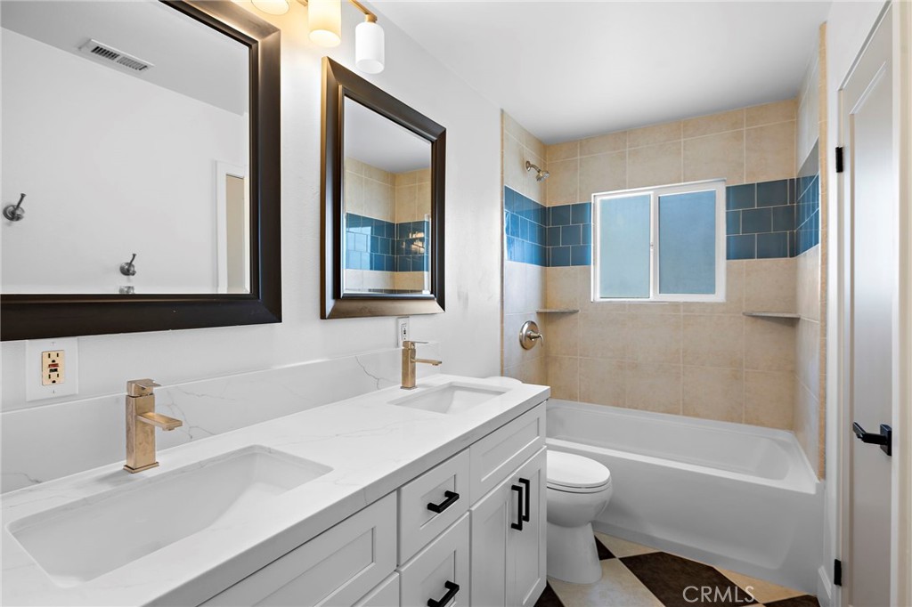 130 Lexington, Costa Mesa CA 92626 - photo 10