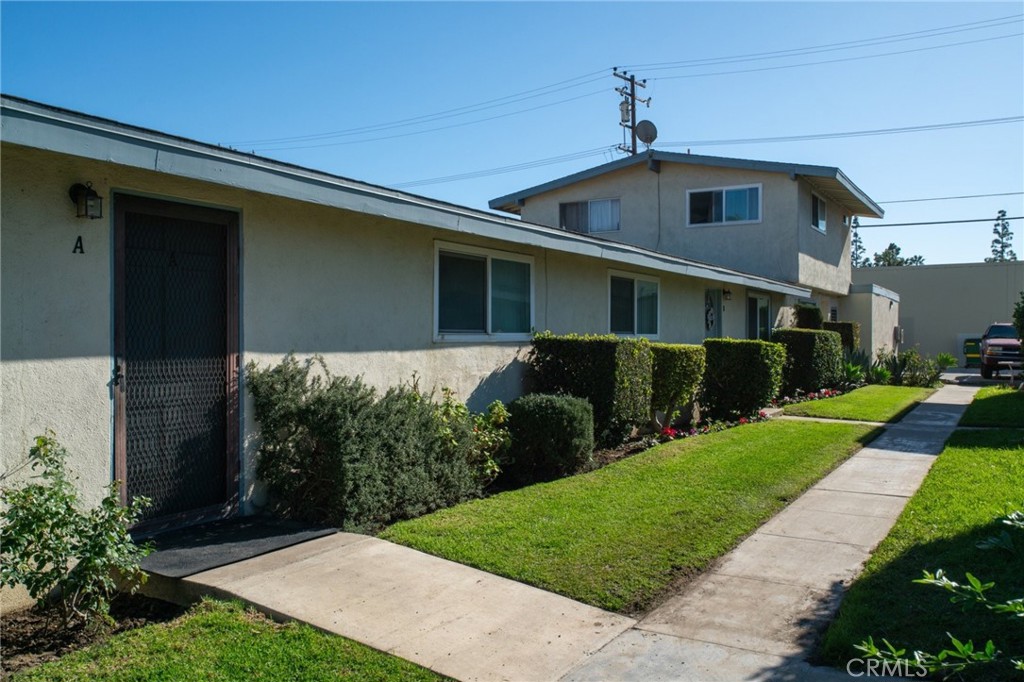 1367 Baker, Costa Mesa CA 92626 - photo 1