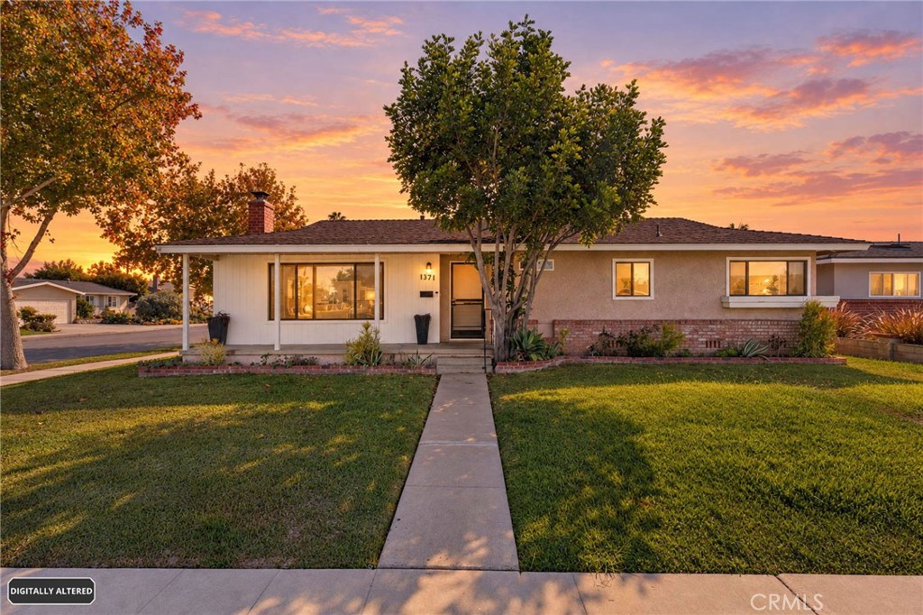1371 Shannon, Costa Mesa CA 92626 - photo 2