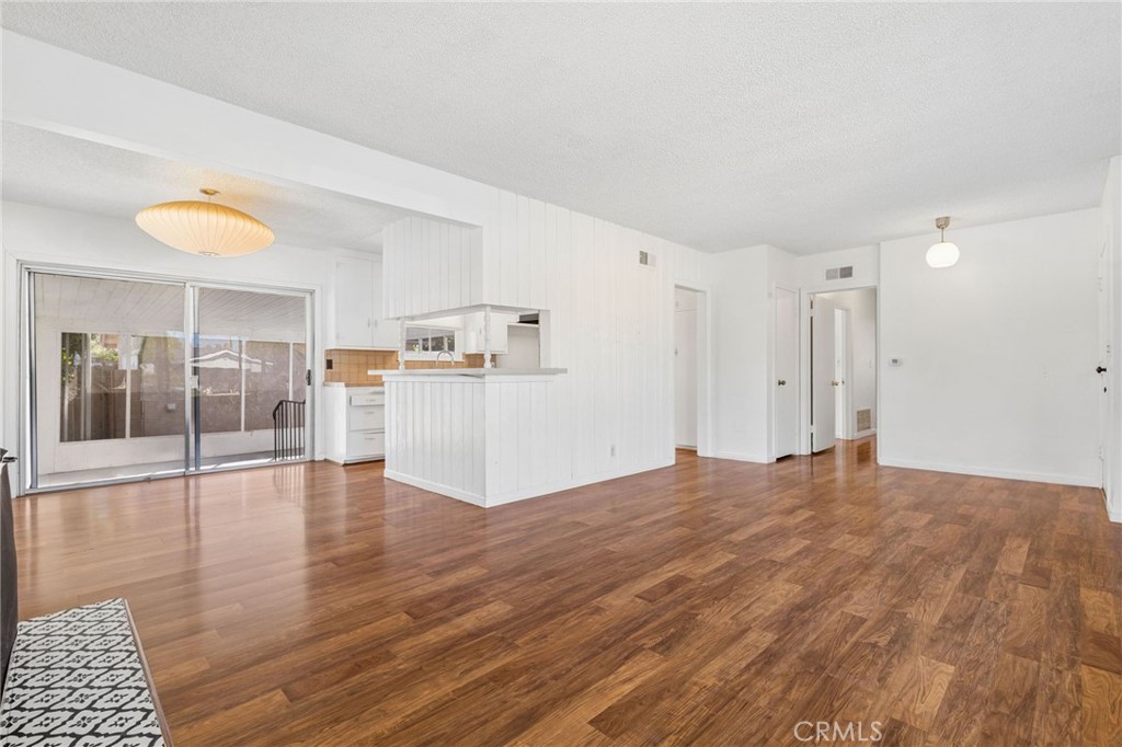 1371 Shannon, Costa Mesa CA 92626 - photo 11