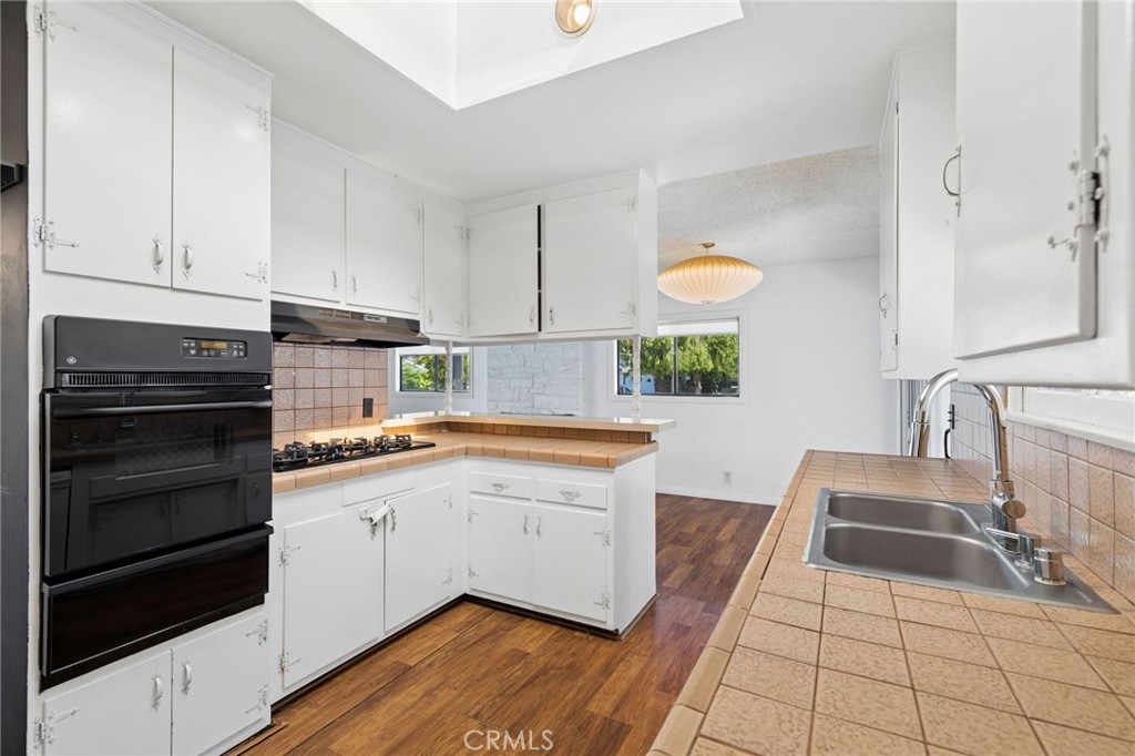 1371 Shannon, Costa Mesa CA 92626 - photo 18