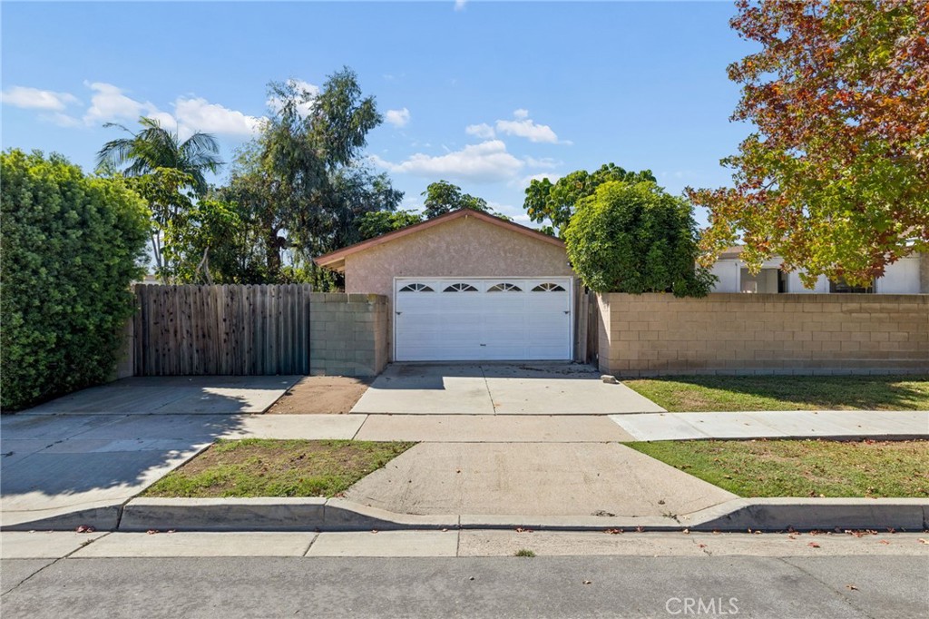 1371 Shannon, Costa Mesa CA 92626 - photo 47