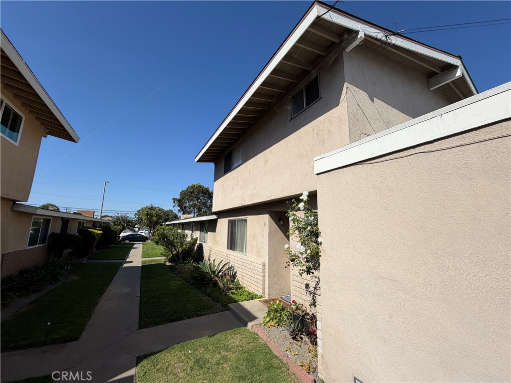 1383 Baker, Costa Mesa CA 92626 - photo 3