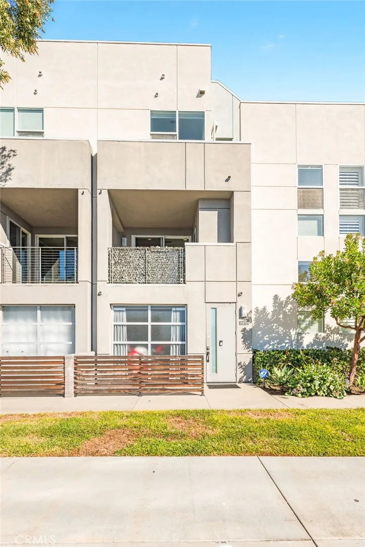 143 Mercer, Costa Mesa, CA 92627