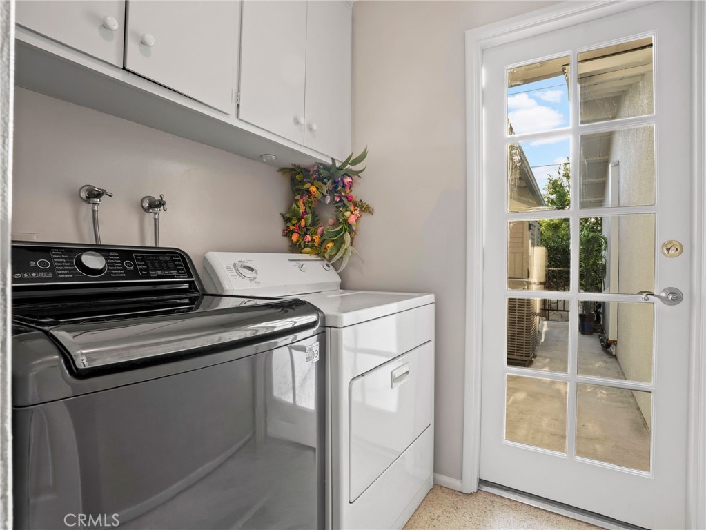 Main House Laundry - 1430 Shamrock, Costa Mesa CA 92626 - photo 36