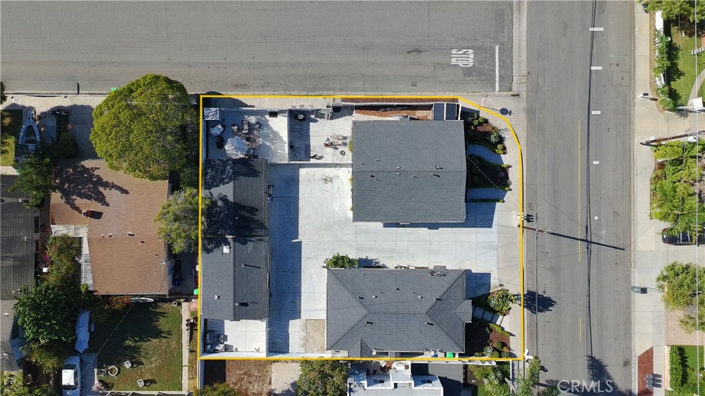 1550 Orange Avenue, Costa Mesa CA 92627 - photo 2