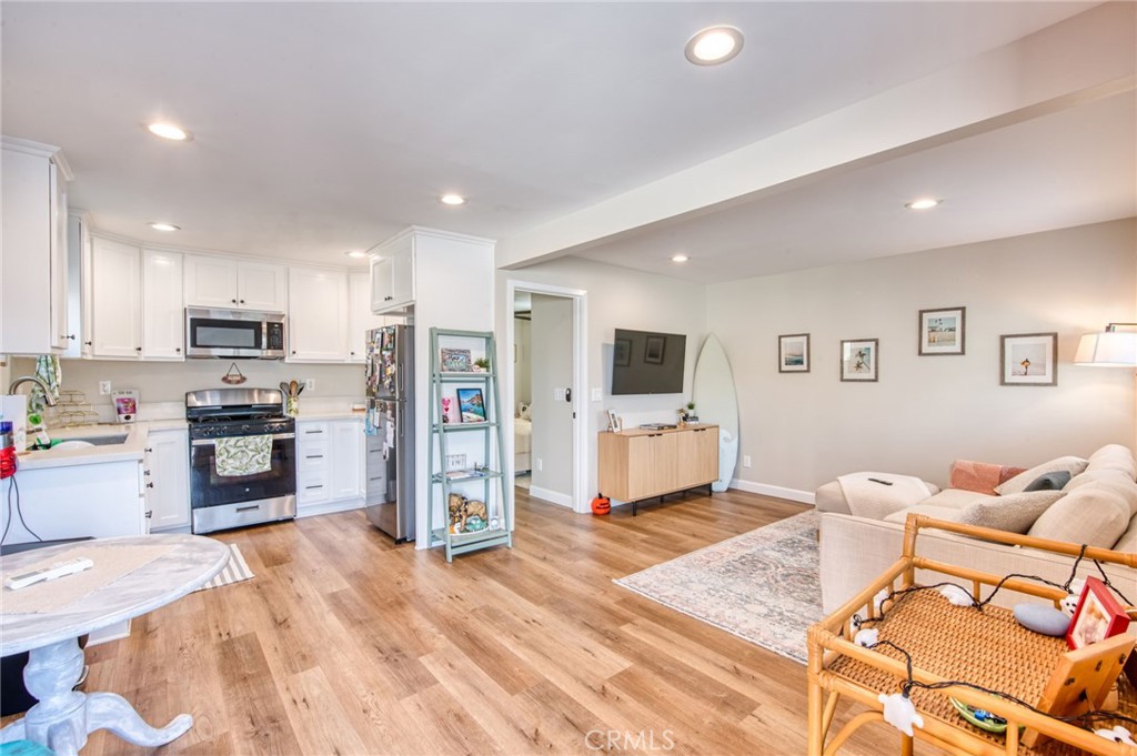 1550 Orange Avenue, Costa Mesa CA 92627 - photo 19