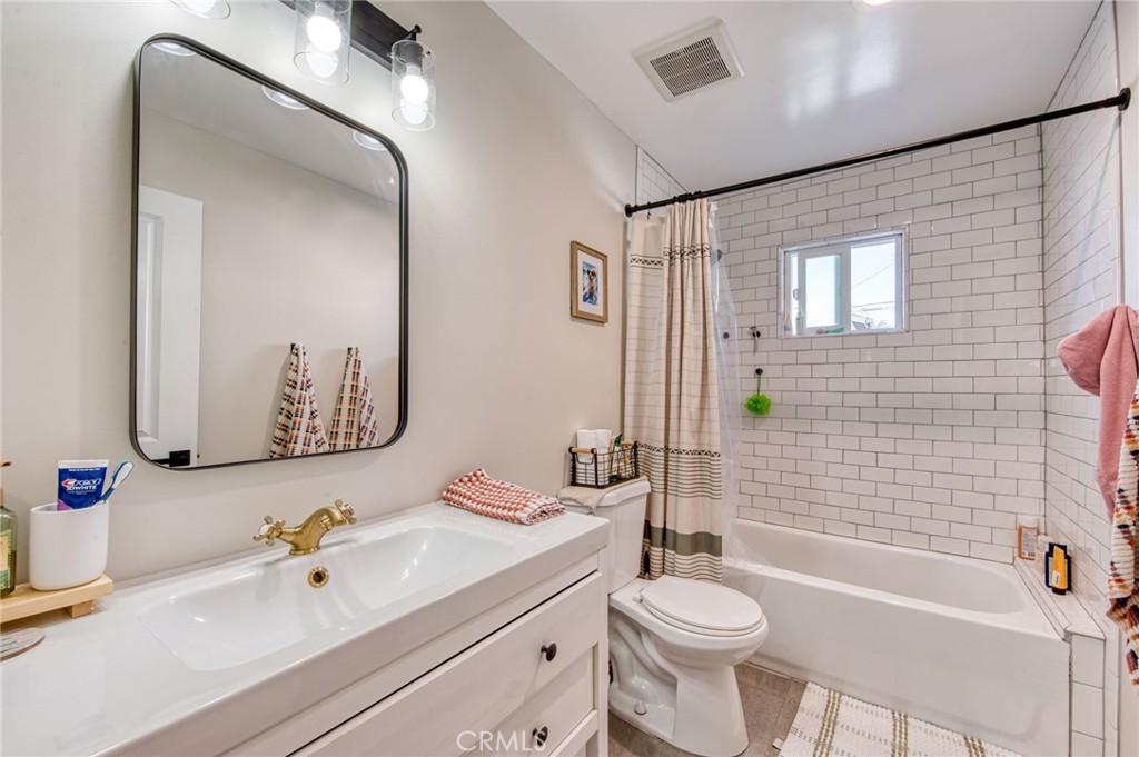 1550 Orange Avenue, Costa Mesa CA 92627 - photo 25