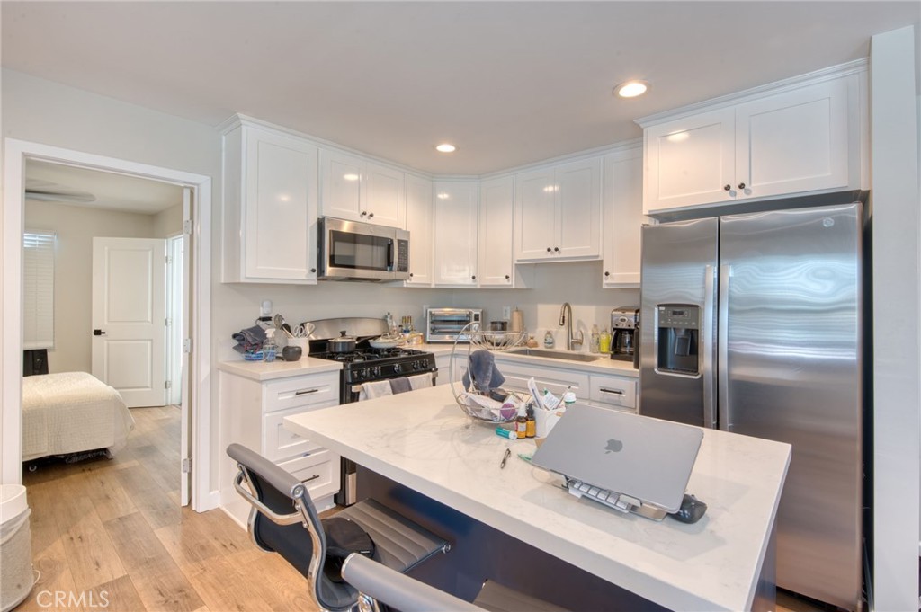 1550 Orange Avenue, Costa Mesa CA 92627 - photo 36