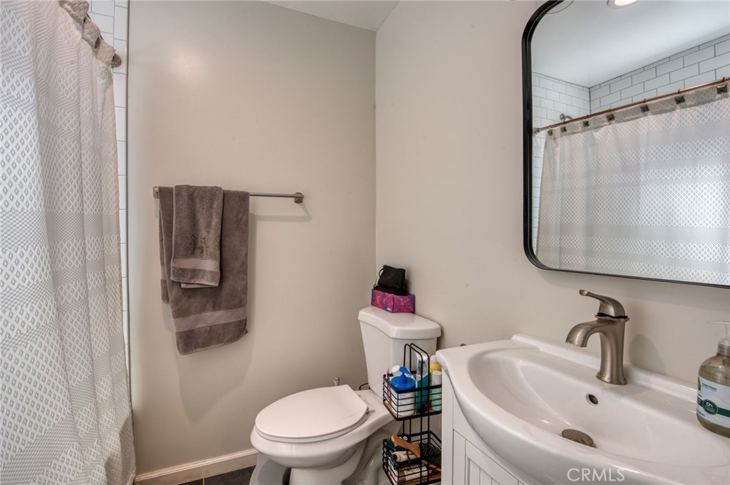 1550 Orange Avenue, Costa Mesa CA 92627 - photo 38