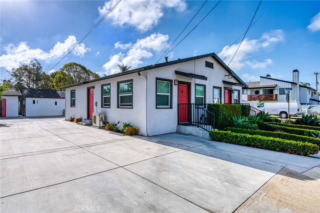 1550 Orange Avenue, Costa Mesa CA 92627 - photo 40