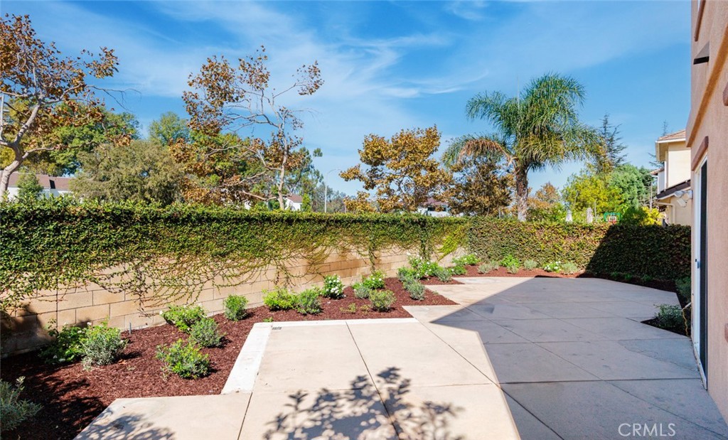 1571 Amberleaf, Costa Mesa CA 92626 - photo 31