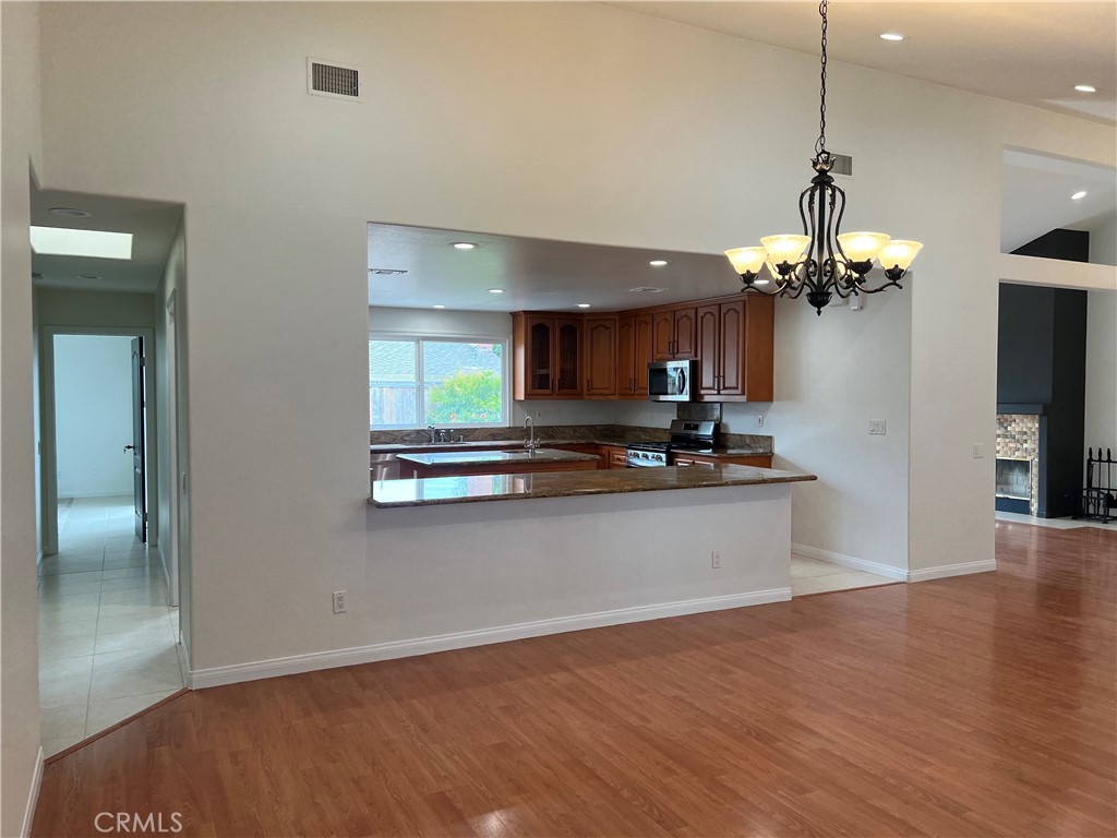 1582 Elm, Costa Mesa CA 92626 - photo 10