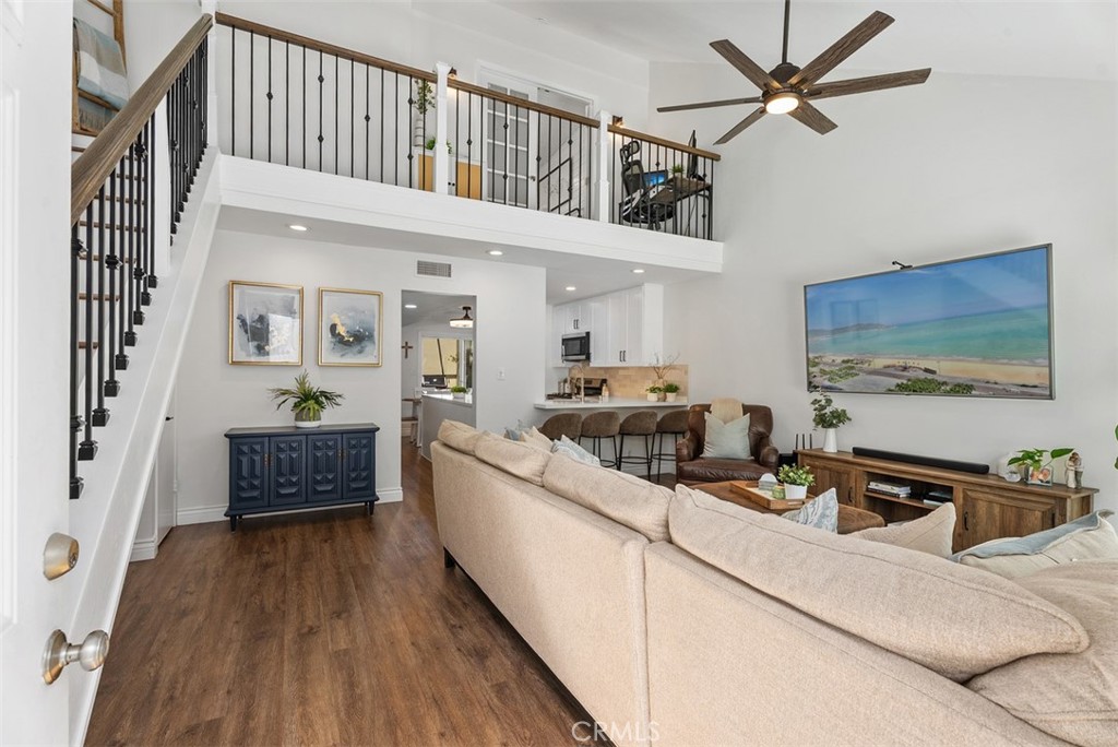 159 Morristown, Costa Mesa CA 92626 - photo 1