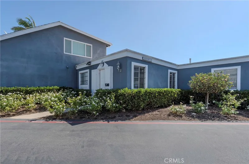 160 Yorktown, Costa Mesa