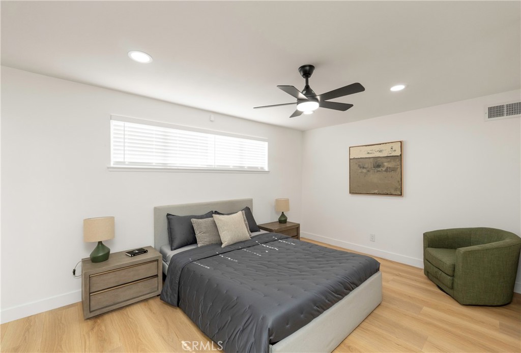 160 Yorktown, Costa Mesa CA 92626 - photo 17