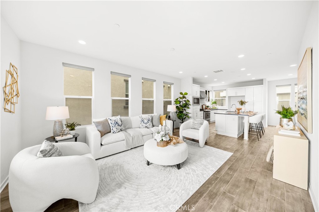 1607 SOMERTON DR, Costa Mesa CA 92627 - photo 1