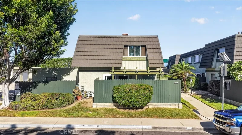 1618 Iowa D, Costa Mesa, CA 92626