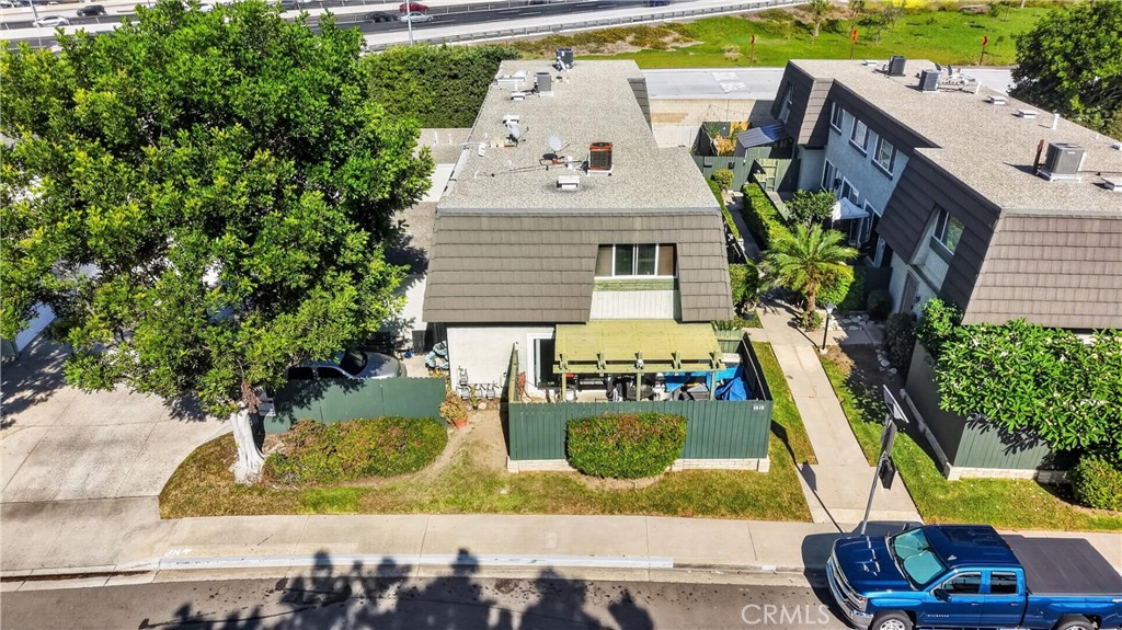 1618 Iowa D, Costa Mesa CA 92626 - photo 2