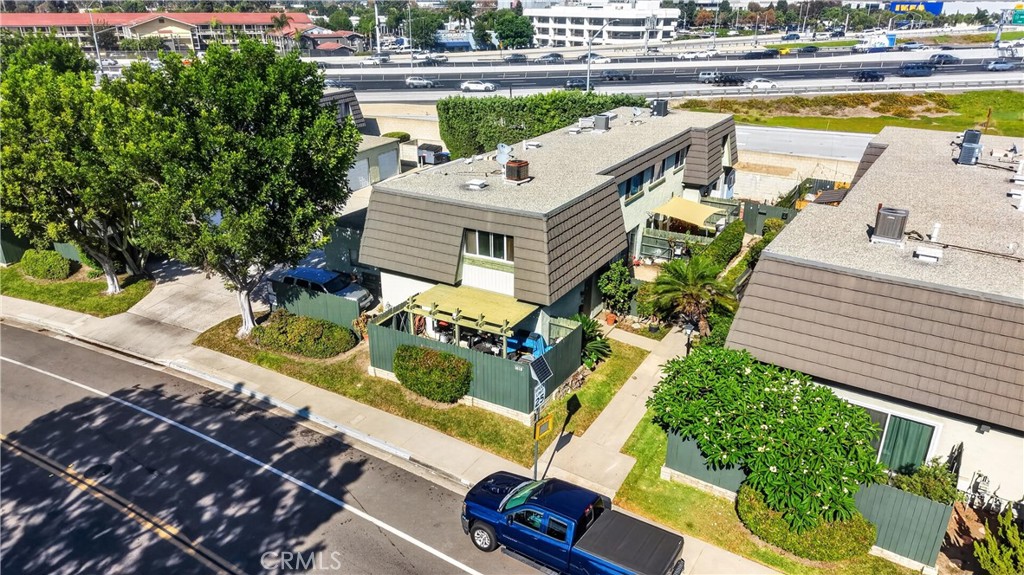 1618 Iowa D, Costa Mesa CA 92626 - photo 3