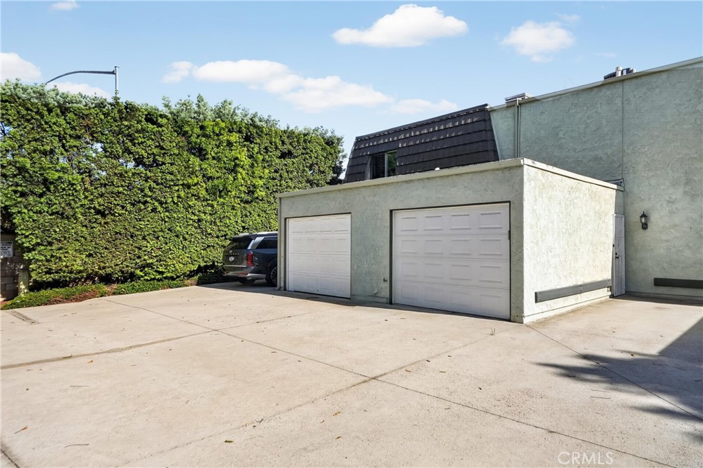1618 Iowa D, Costa Mesa CA 92626 - photo 16