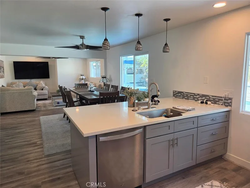1628 White Oak, Costa Mesa