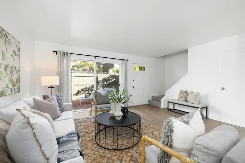 1630 Iowa Street D, Costa Mesa, CA 92626