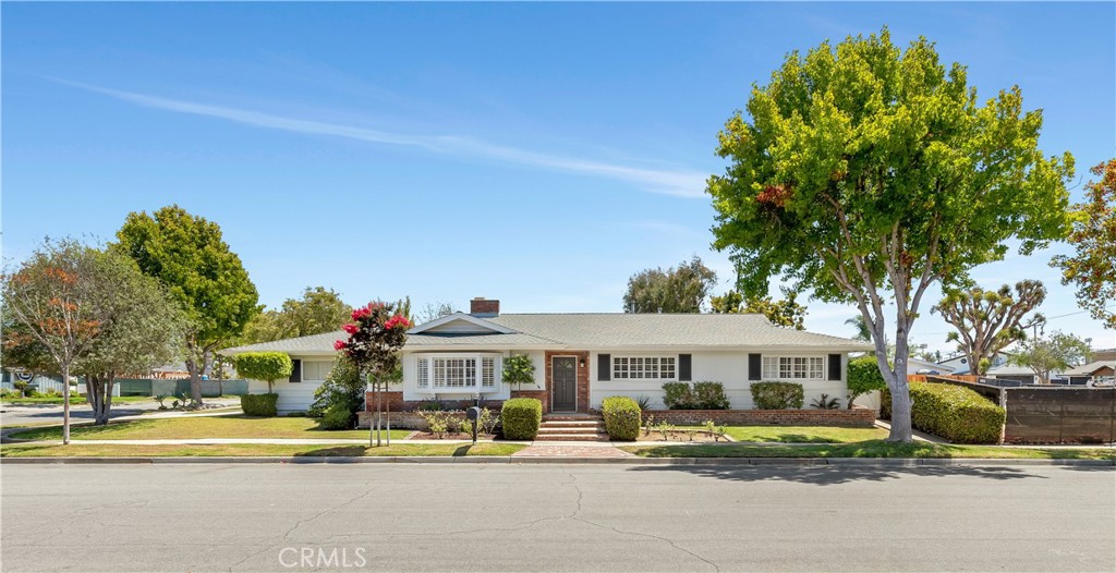 1644 Aliso Avenue, Costa Mesa CA 92627 - photo 1