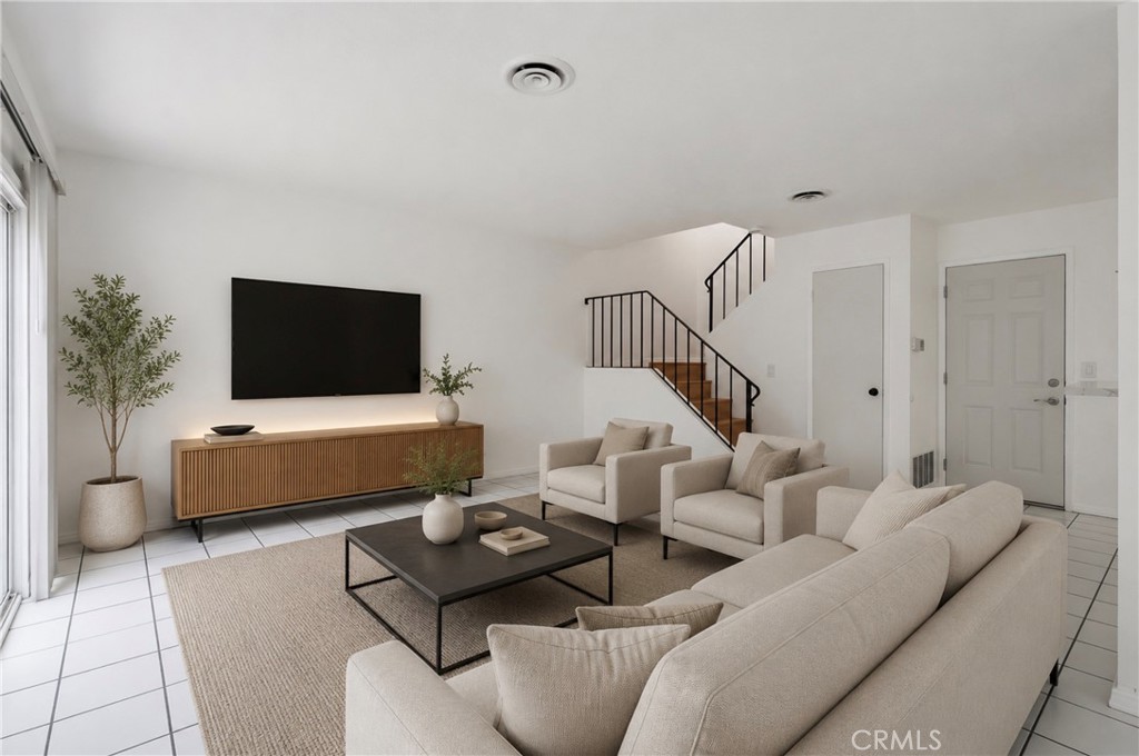 Virtually staged - 1646 Iowa C, Costa Mesa CA 92626 - photo 1