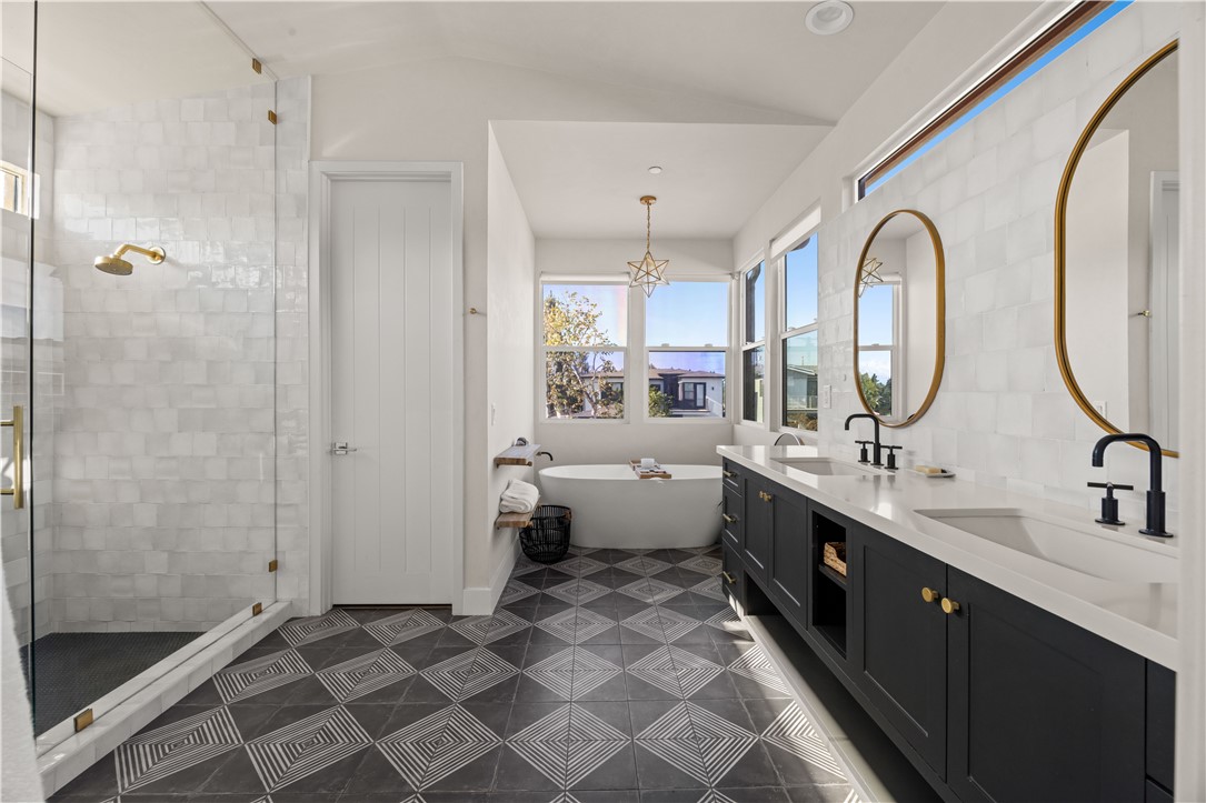 1657 Murano Place, Costa Mesa CA 92626 - photo 27