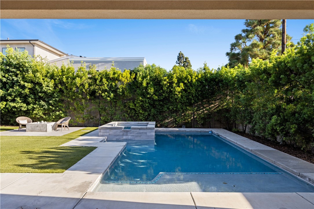 1657 Murano Place, Costa Mesa CA 92626 - photo 39