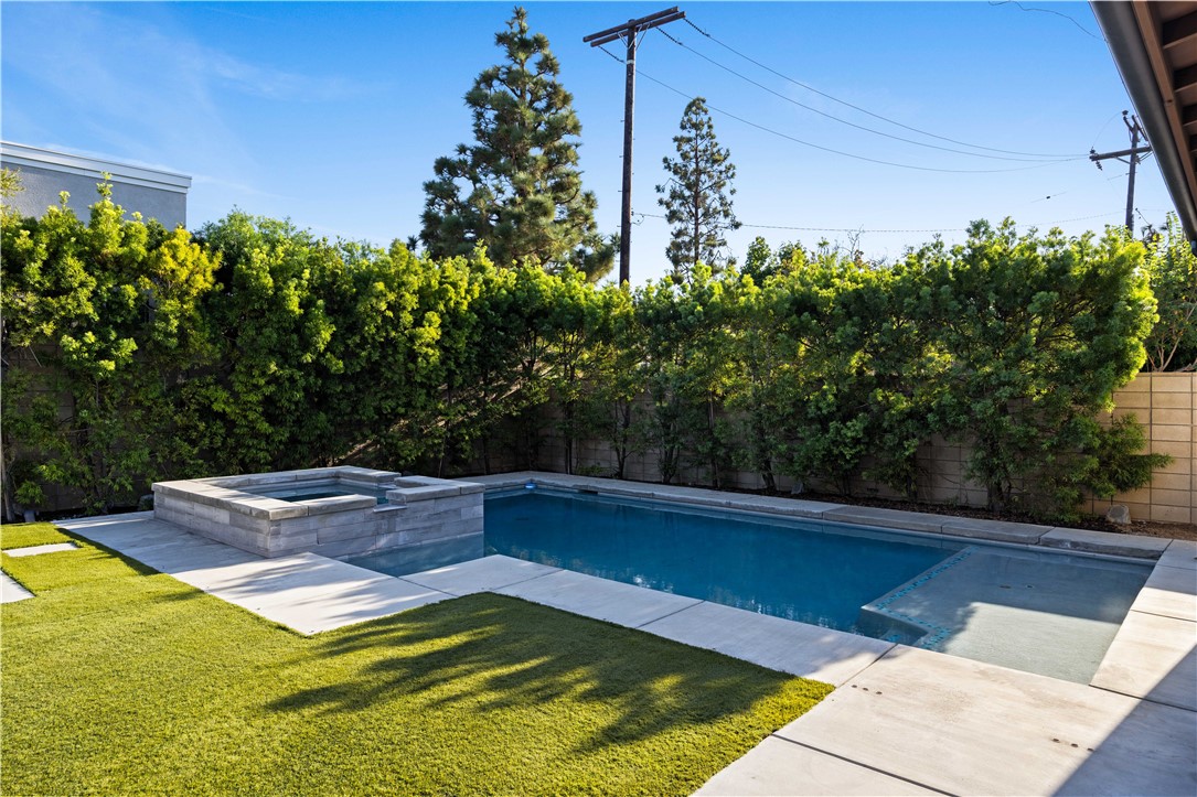 1657 Murano Place, Costa Mesa CA 92626 - photo 41