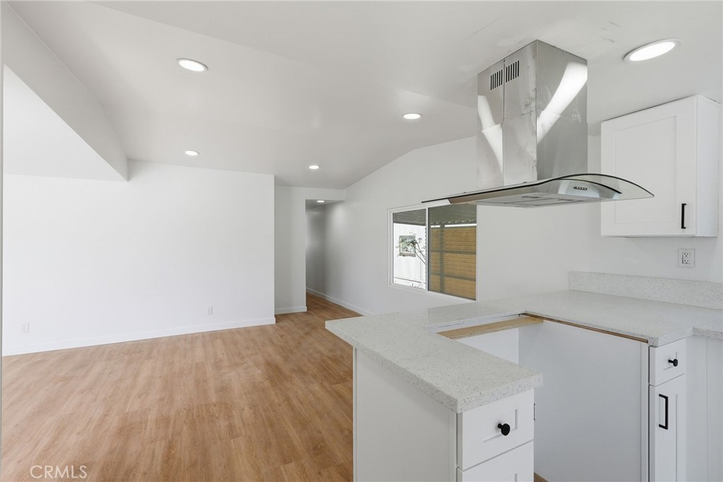 1660 Whittier 29, Costa Mesa CA 92627 - photo 20