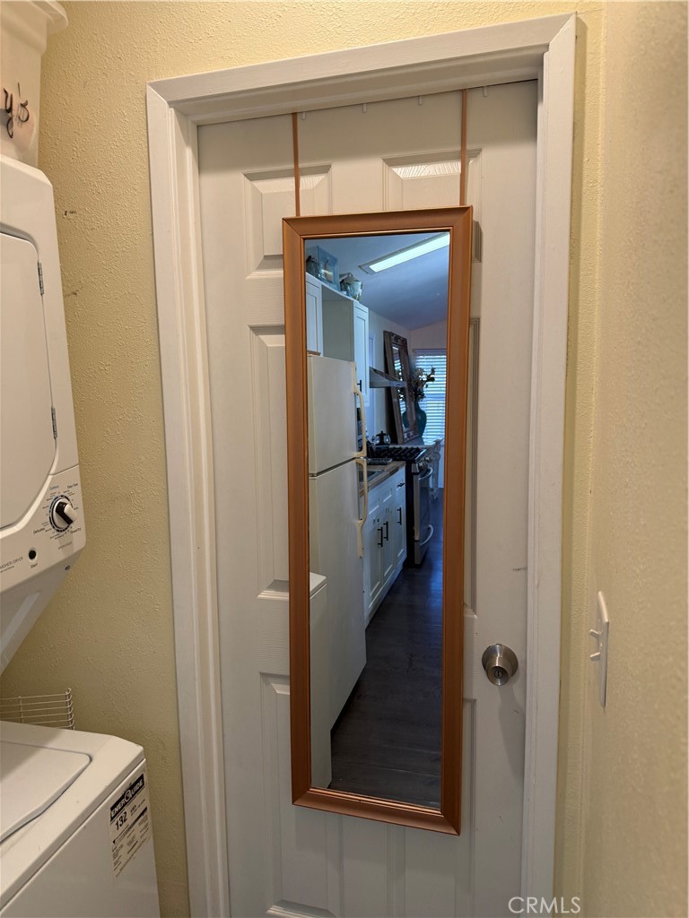 1660 Whittier Ave 4, Costa Mesa CA 92627 - photo 12