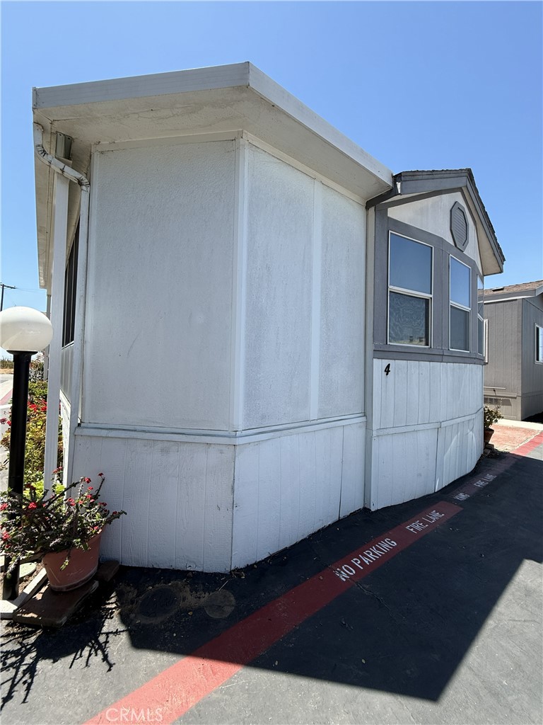 1660 Whittier Ave 4, Costa Mesa CA 92627 - photo 29