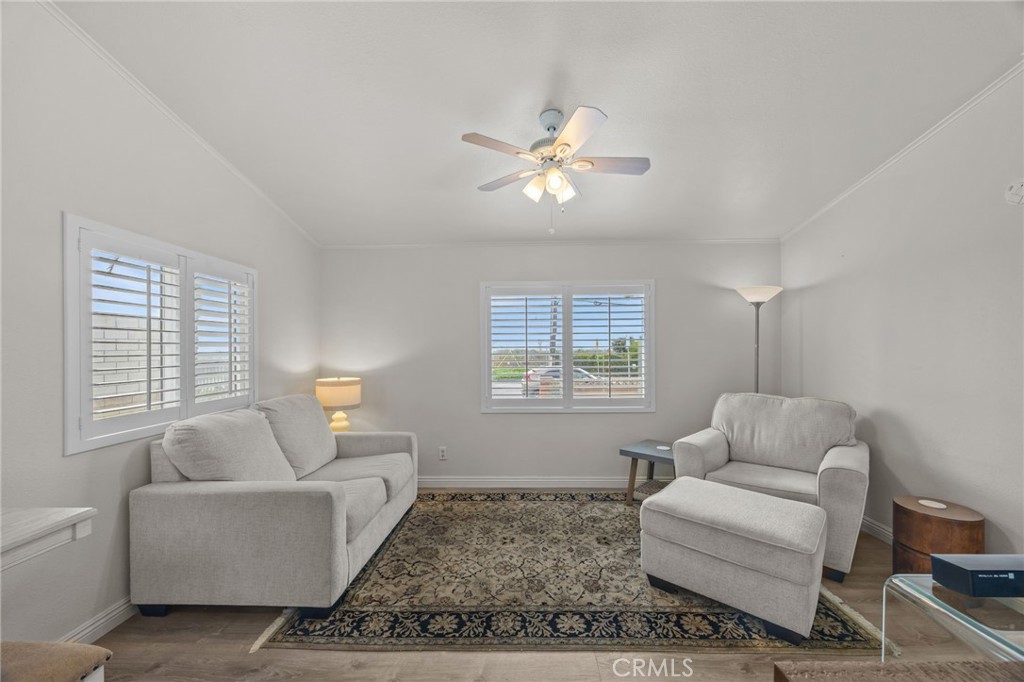 1660 Whittier Avenue 3, Costa Mesa CA 92627 - photo 7