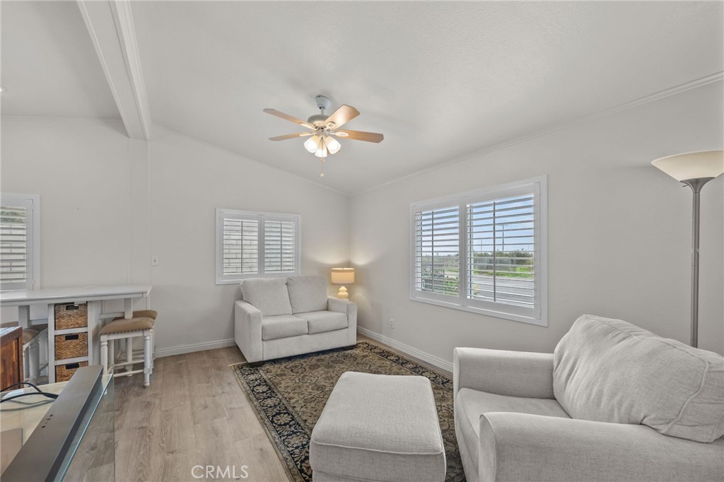 1660 Whittier Avenue 3, Costa Mesa CA 92627 - photo 8
