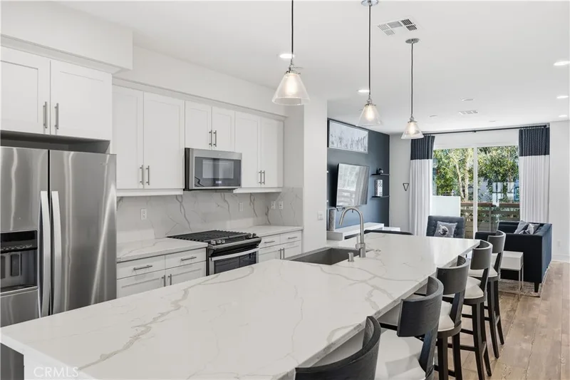 1667 Grand View, Costa Mesa, CA 92627