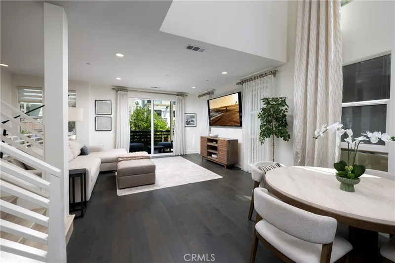 1675 Grand View, Costa Mesa
